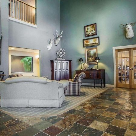 Comfort Inn & Suites Macon Εξωτερικό φωτογραφία