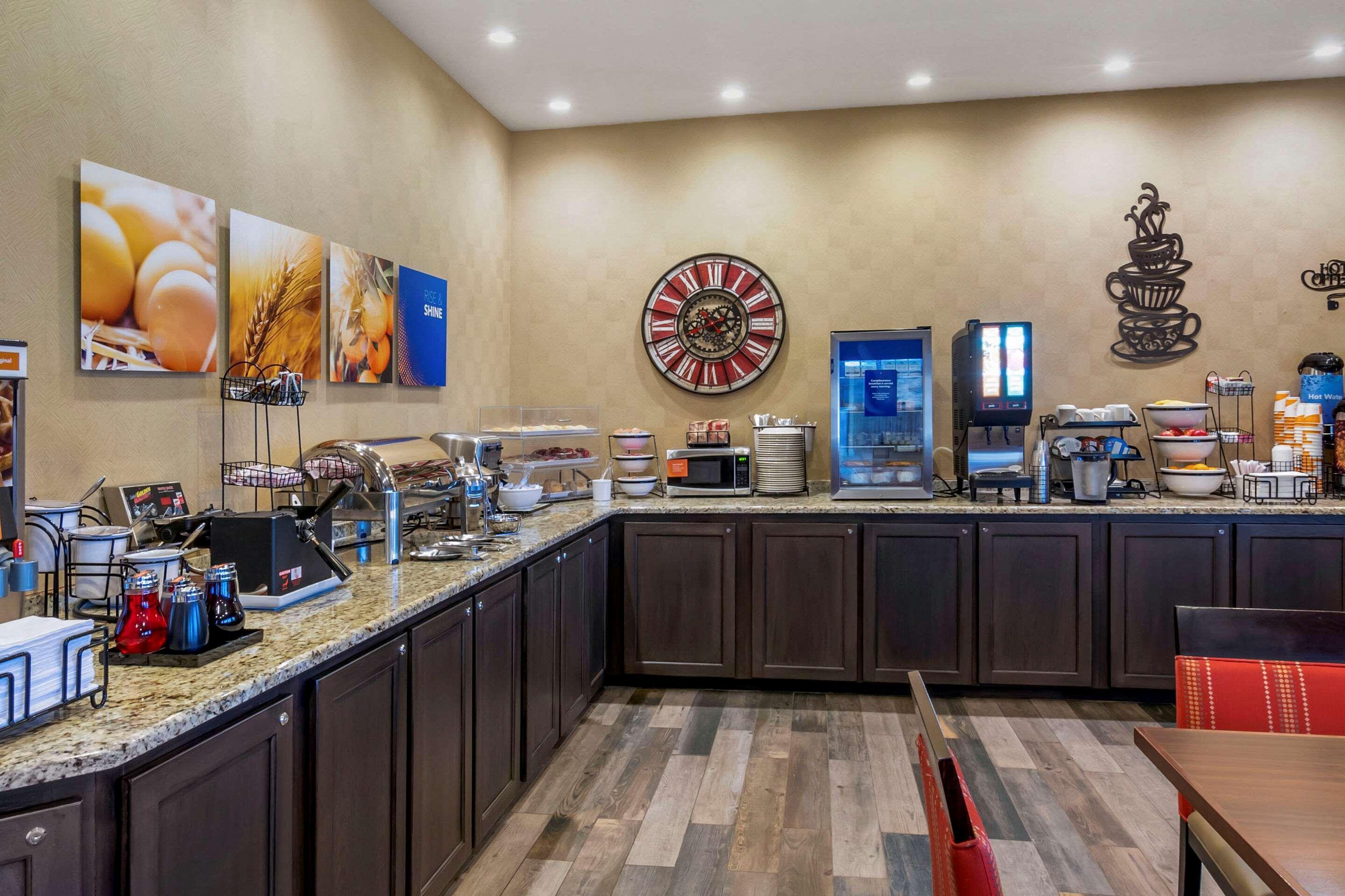 Comfort Inn & Suites Macon Εξωτερικό φωτογραφία