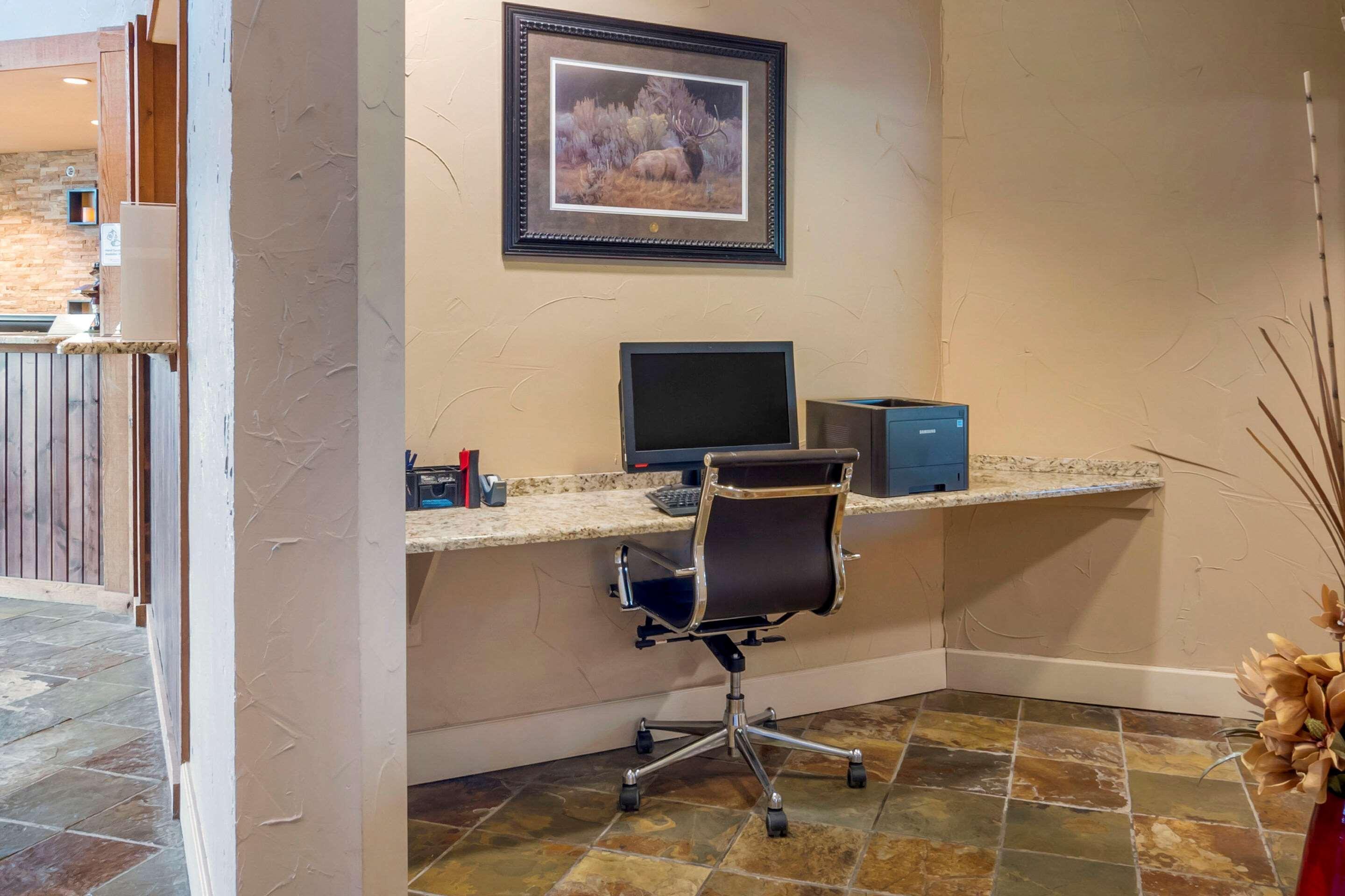 Comfort Inn & Suites Macon Εξωτερικό φωτογραφία